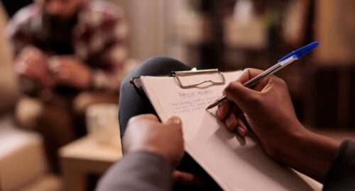 آیا به تراپیست حقیقت رو می گویید؟